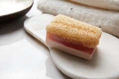 Doğal Kabak Lifli Keçi Sütlü Gül Sabunu (120 gr)